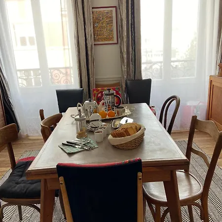 Bleue Et Or 16m2 Dans 100m2 Centre B&B 렌