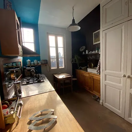 B&B Bleue Et Or 16m2 Dans 100m2 Centre *